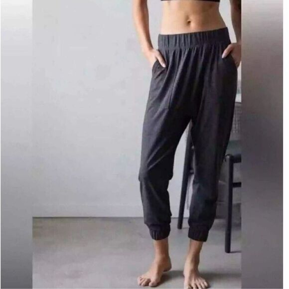 Lunya Restore Thermal Waffle Knit Draped Lounge Joggers Dark Gray NEW - Picture 1 of 10